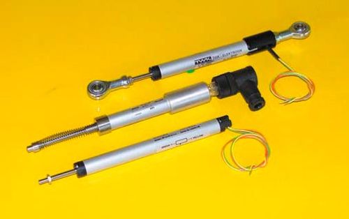 Key features of RP13 series:

Measuring strokes: 25 mm, 50 mm, 75 mm, 100 mm, 125 mm, 150 mm, 200 mm, 250 mm, 300 mm;
Conductive plastic potentiometers
Linearity ± 0.1 % to ± 0.05 %
Life expectancy up to 100 million cycles
Infinite resolution
Protection grade IP65
Ball joints at option
Spring return at option